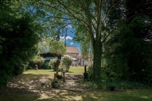 Photo 44- click for photo gallery